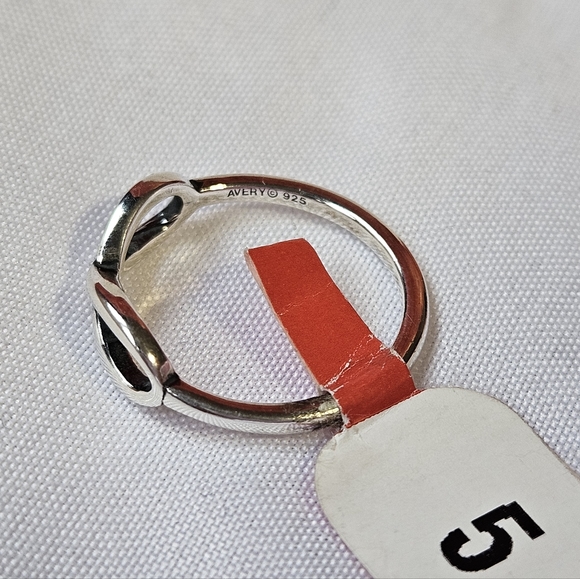 James Avery Petite Infinity Sterling Silver Ring Size 5 New w/tag Price is firm. - Picture 6 of 7